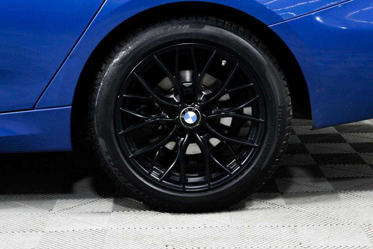 BMW 3 серии с пробегом — 2017 год. Фото: #13