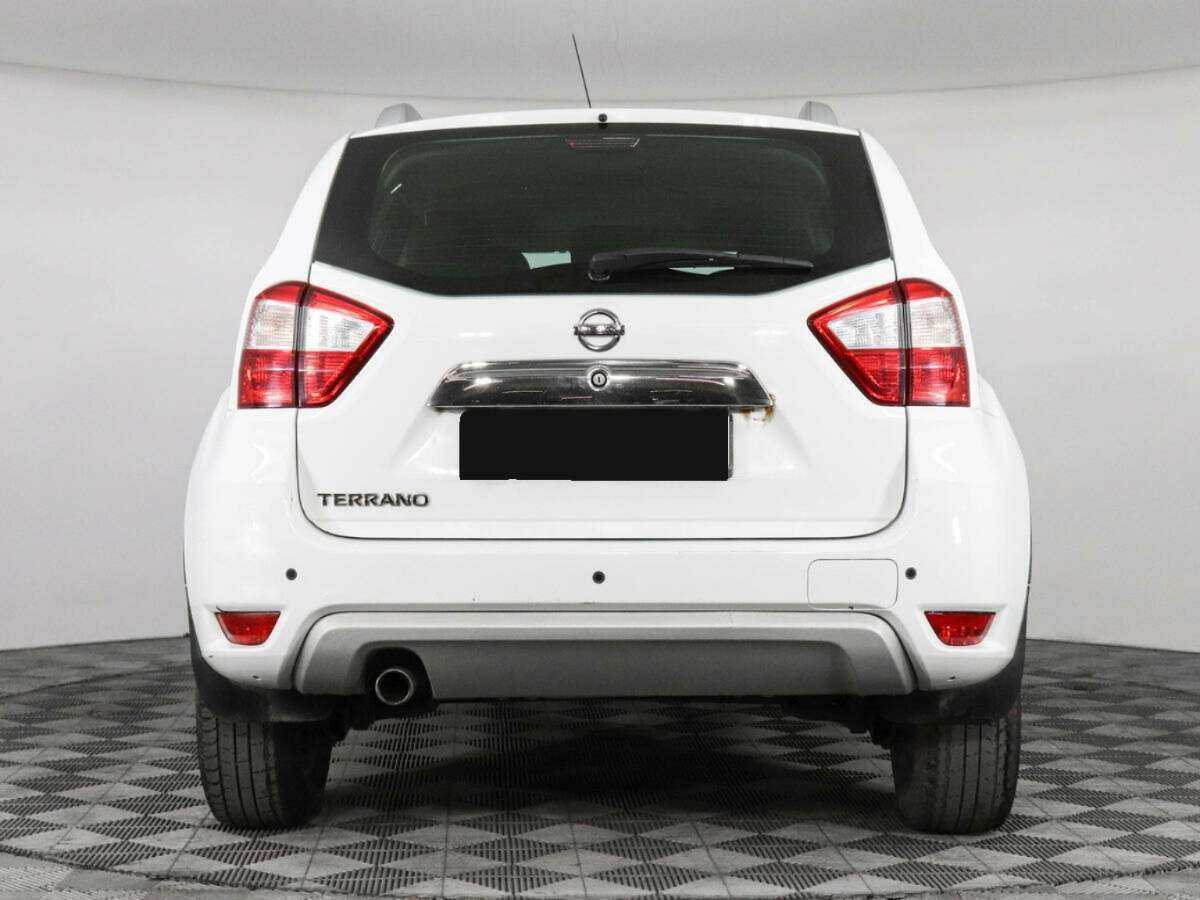Nissan Terrano с пробегом — 2014 год. Фото: #5