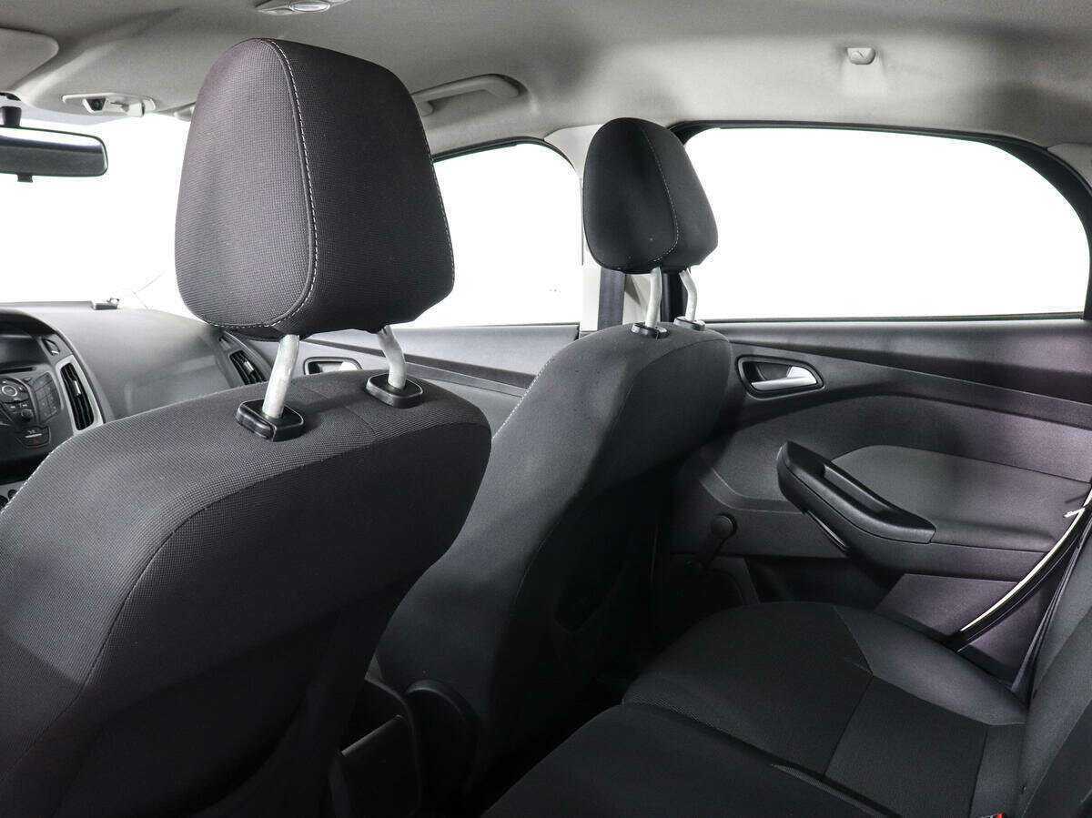 Ford Focus с пробегом — 2014 год. Фото: #10