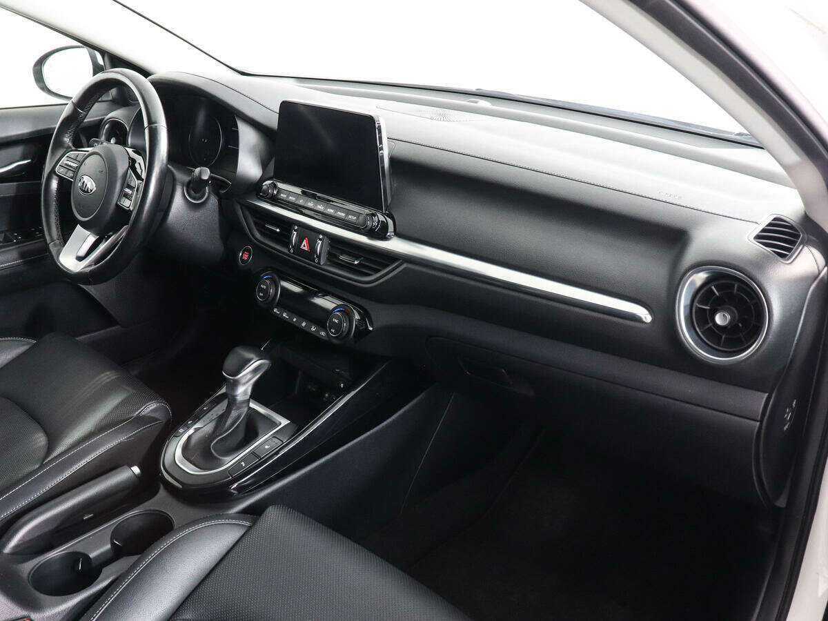 Kia Cerato с пробегом — 2018 год. Фото: #9