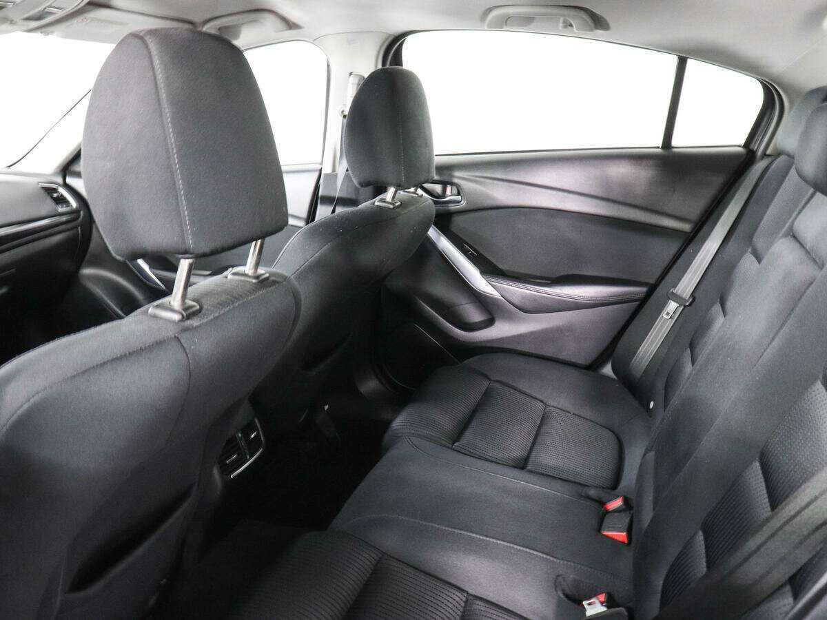 Mazda 6 с пробегом — 2012 год. Фото: #7