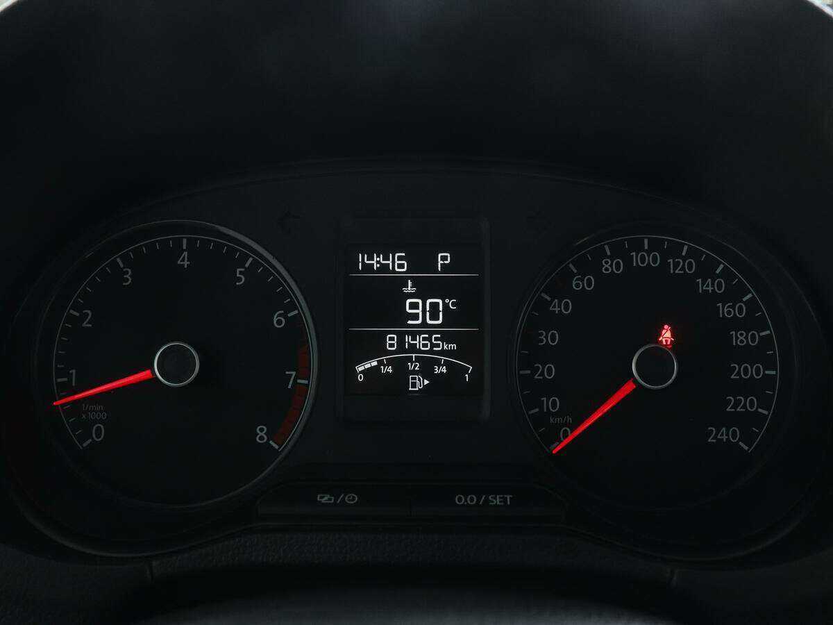 Volkswagen Polo с пробегом — 2017 год. Фото: #10