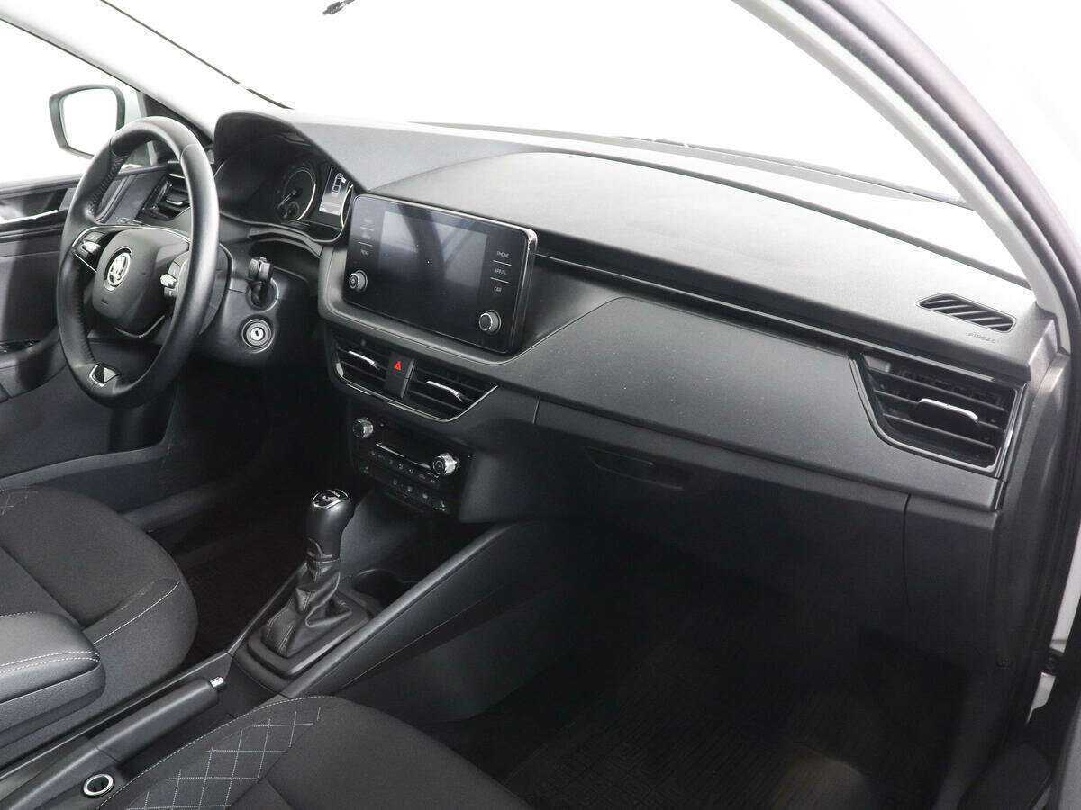 Skoda Rapid с пробегом — 2022 год. Фото: #8