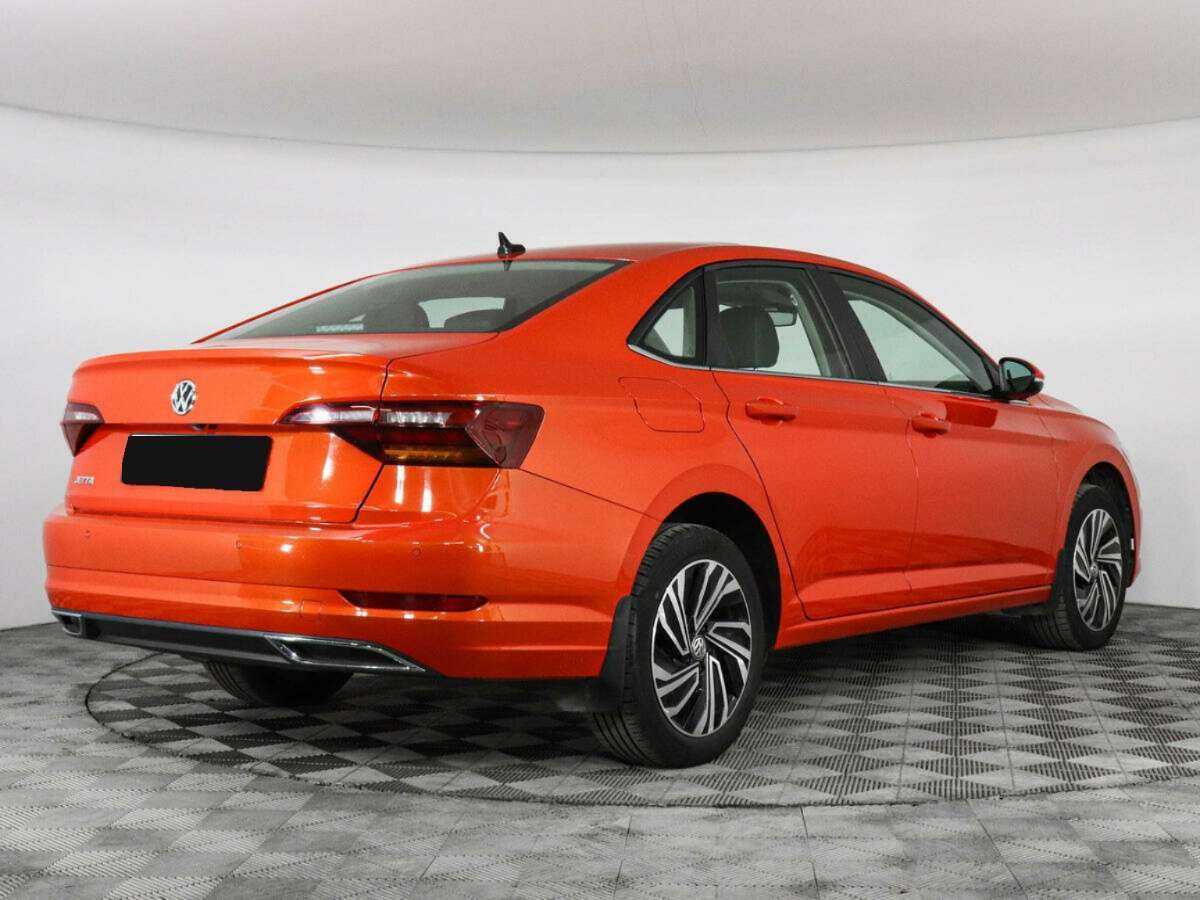 Volkswagen Jetta с пробегом — 2019 год. Фото: #4