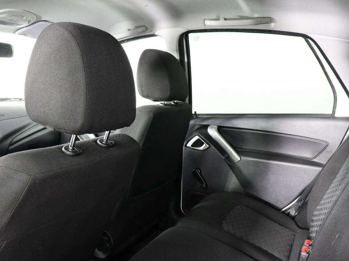 Lada (ВАЗ) Granta с пробегом — 2020 год. Фото: #11