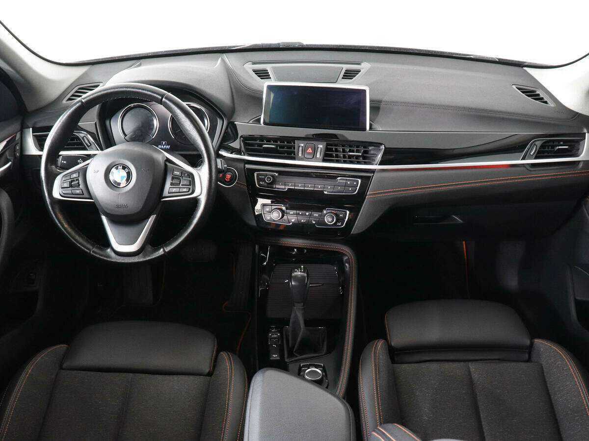 BMW X1 с пробегом — 2020 год. Фото: #6