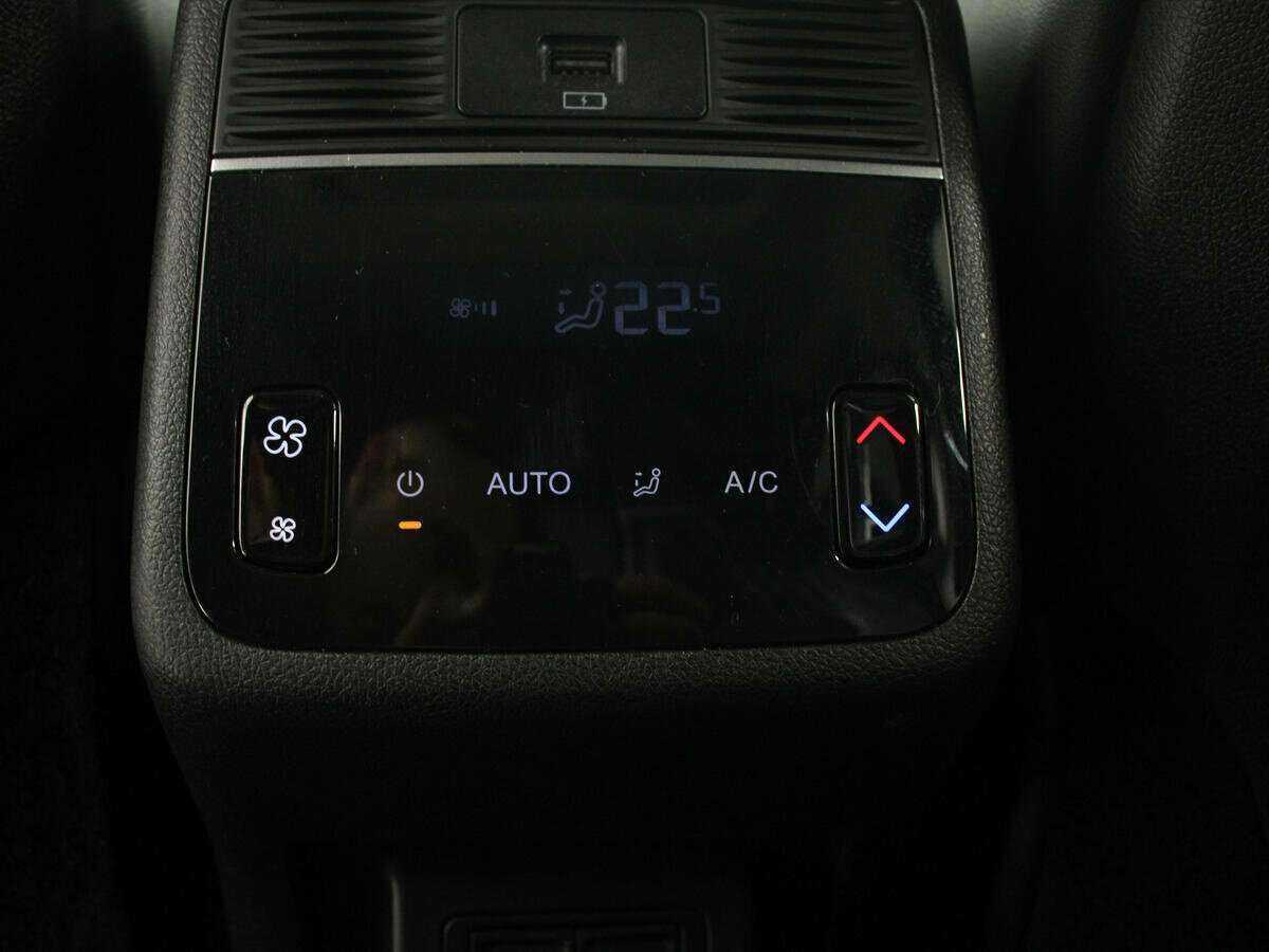 EXEED VX с пробегом — 2022 год. Фото: #31