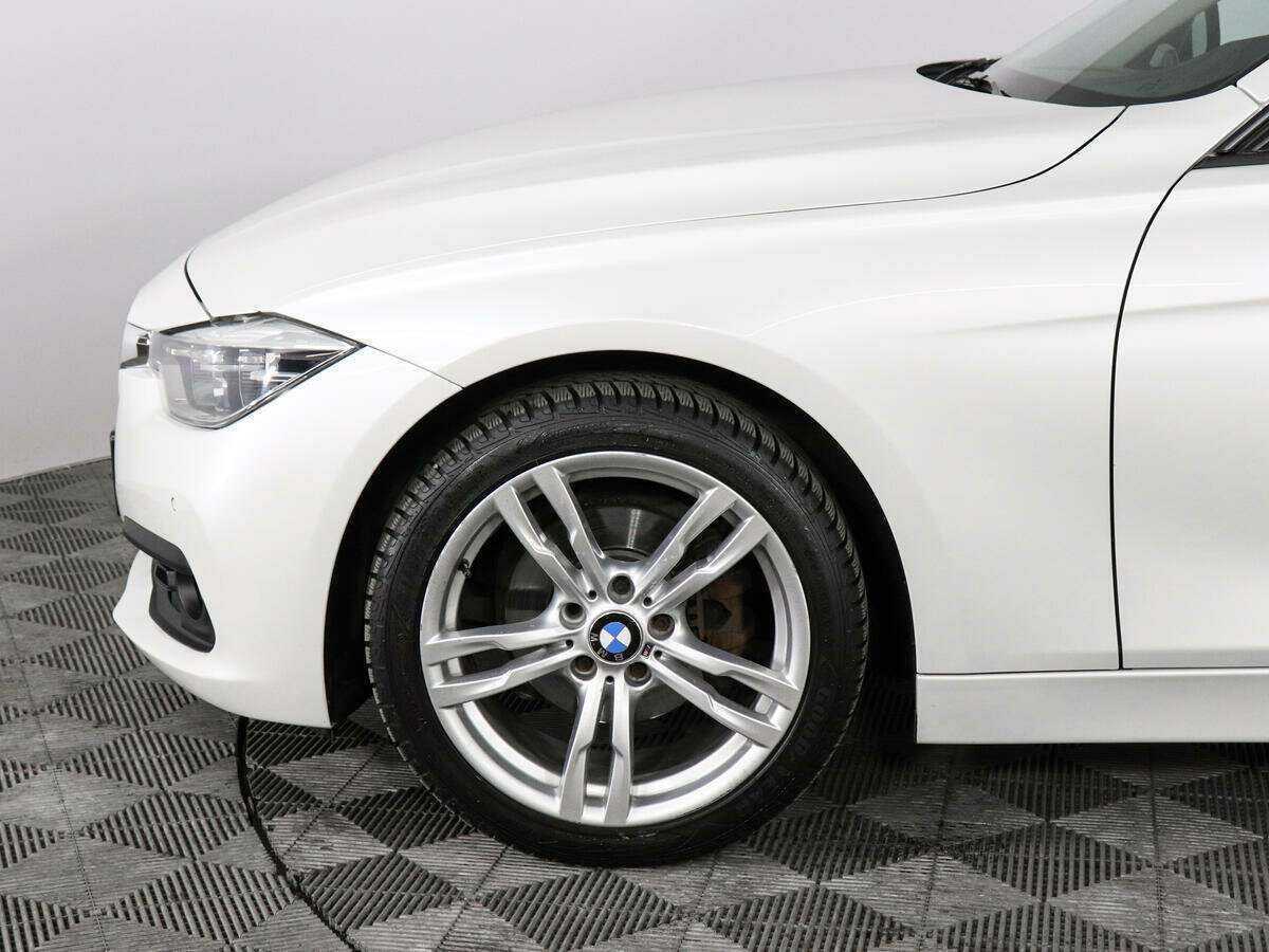 BMW 3 серии с пробегом — 2016 год. Фото: #4