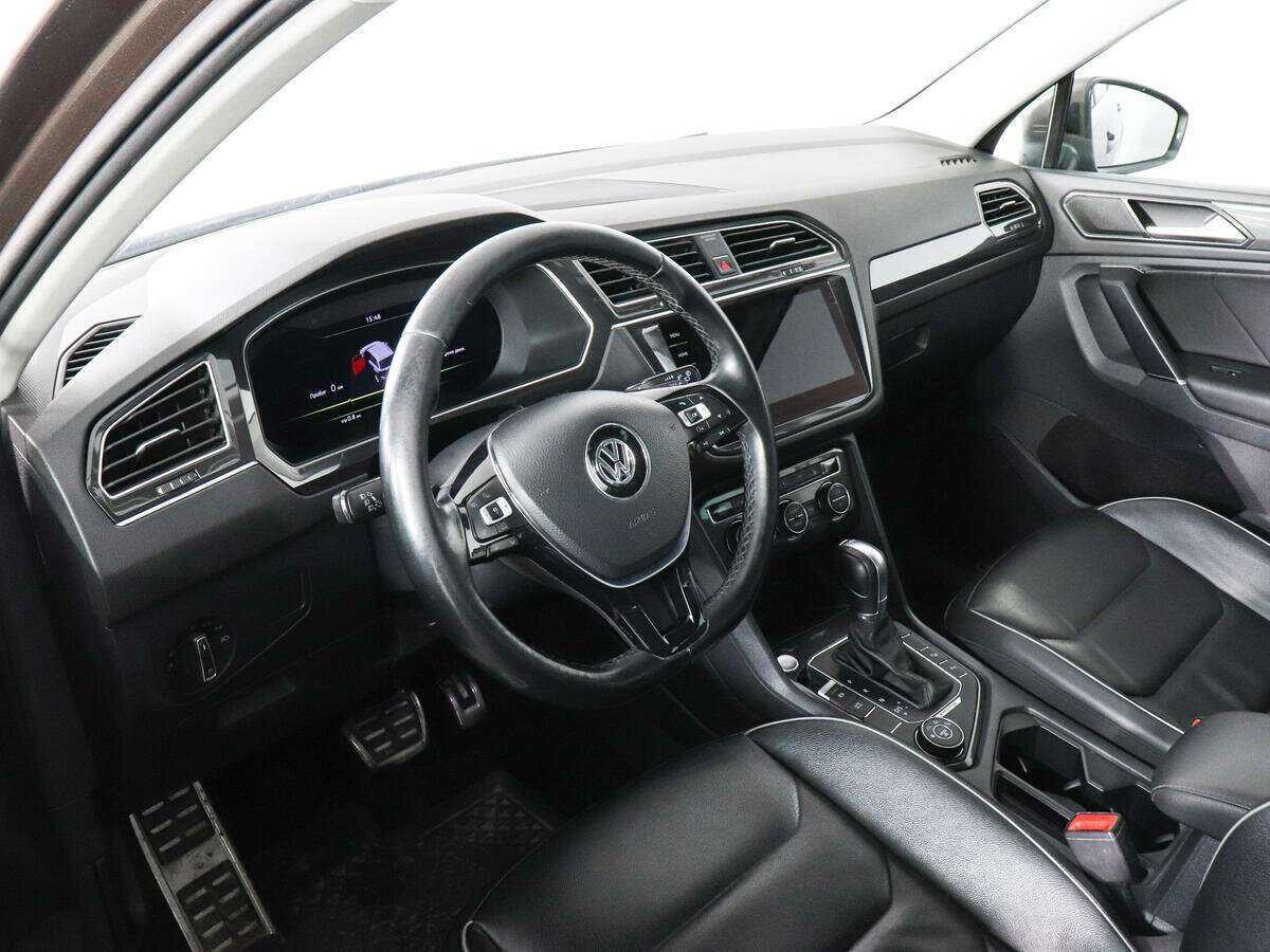 Volkswagen Tiguan с пробегом — 2018 год. Фото: #4