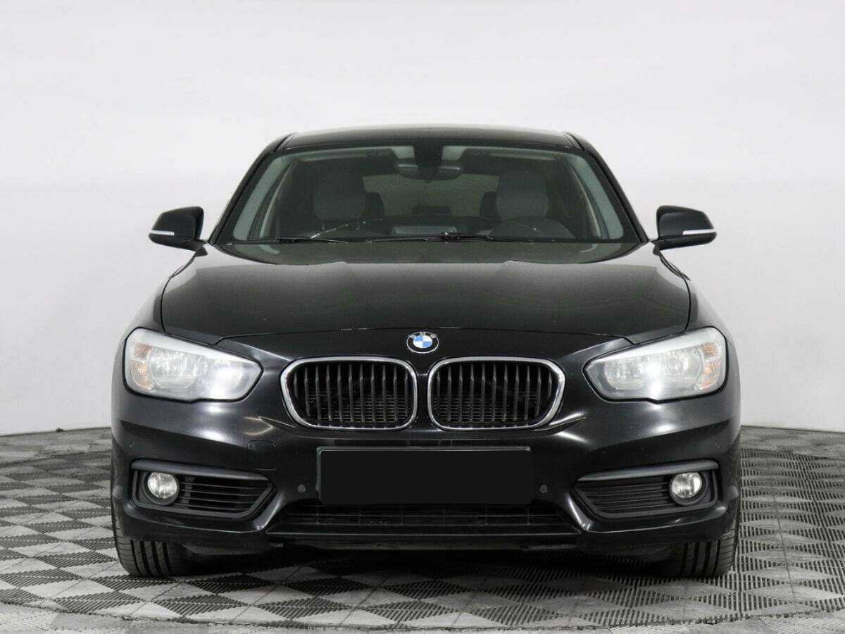 BMW 1 серии с пробегом — 2016 год. Фото: #2