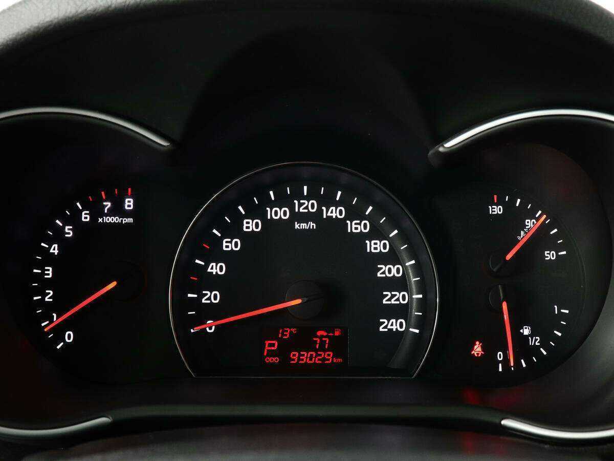 Kia Sorento с пробегом — 2018 год. Фото: #10