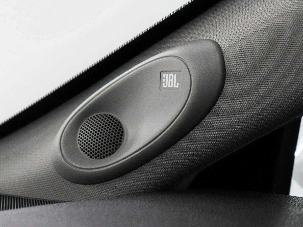 Toyota Camry с пробегом — 2020 год. Фото: #12