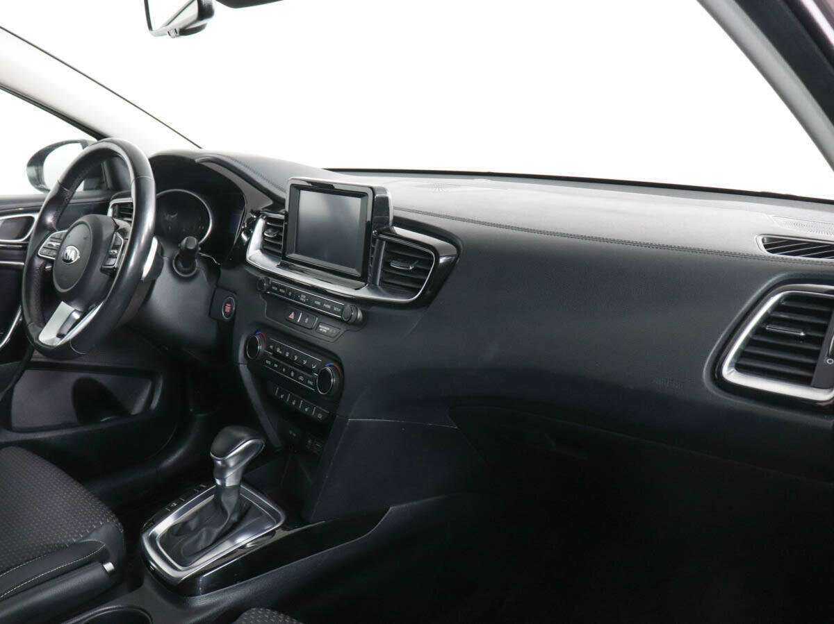 Kia Ceed с пробегом — 2019 год. Фото: #9