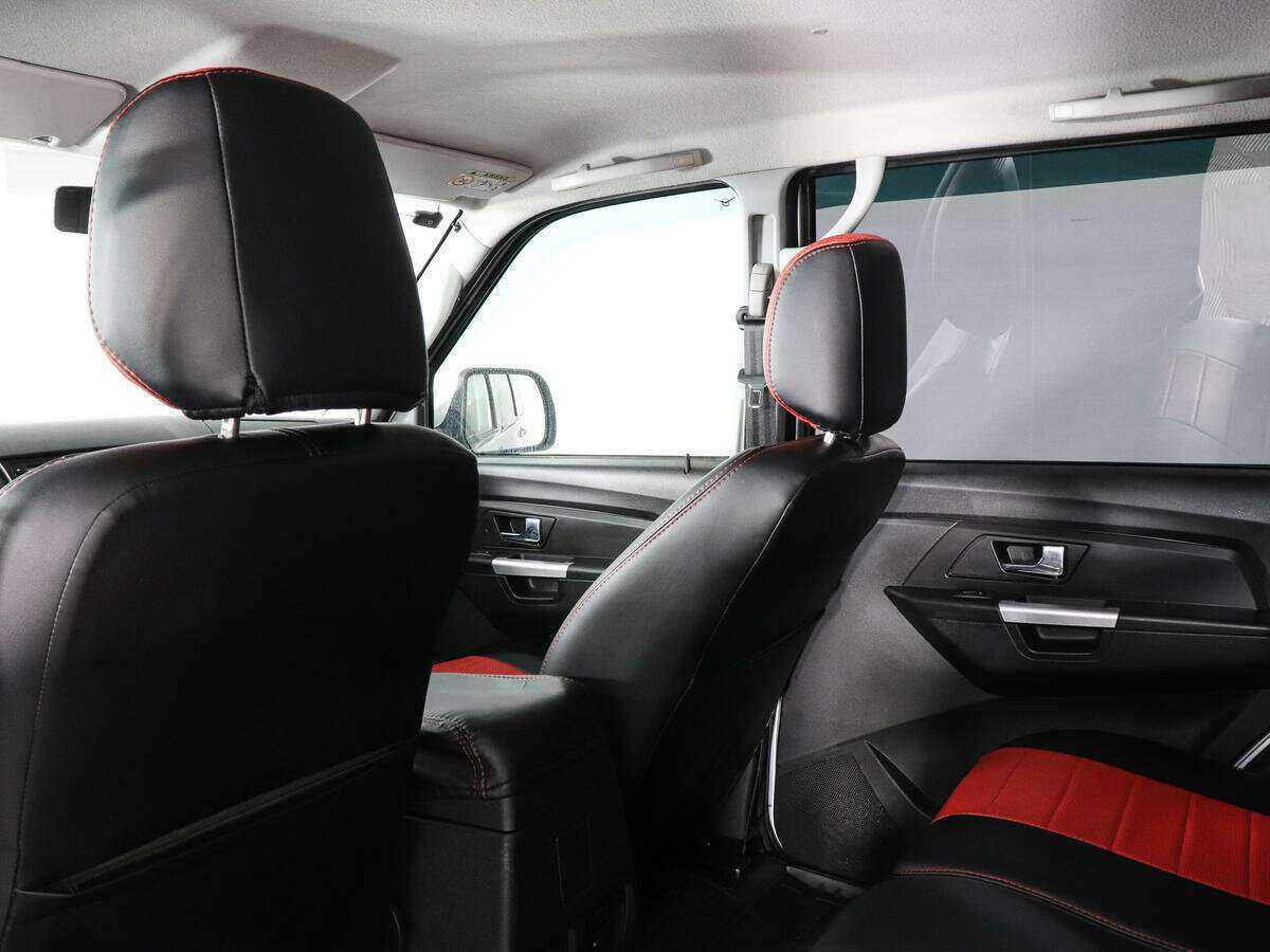 УАЗ Patriot с пробегом — 2018 год. Фото: #10