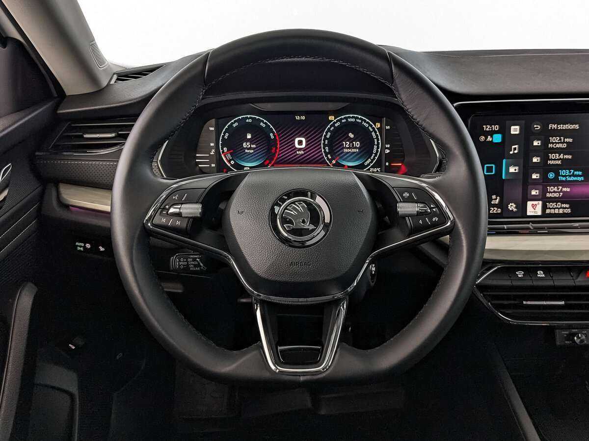 Skoda Octavia с пробегом — 2023 год. Фото: #16