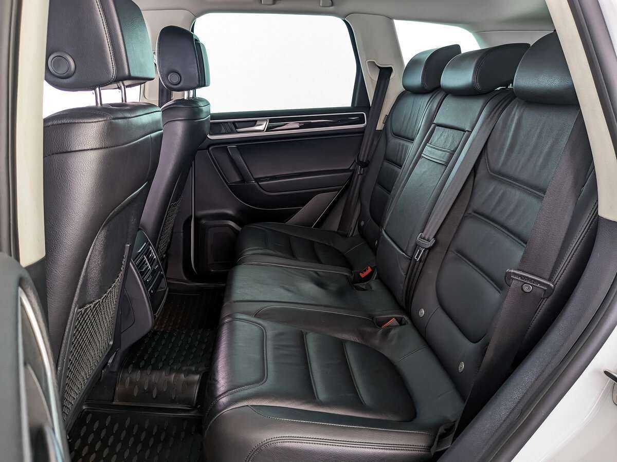 Volkswagen Touareg с пробегом — 2017 год. Фото: #16