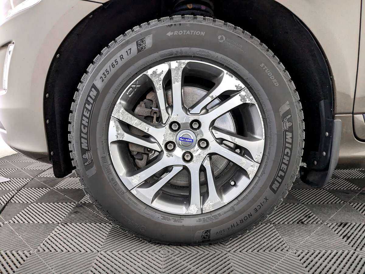 Volvo XC60 с пробегом — 2015 год. Фото: #16