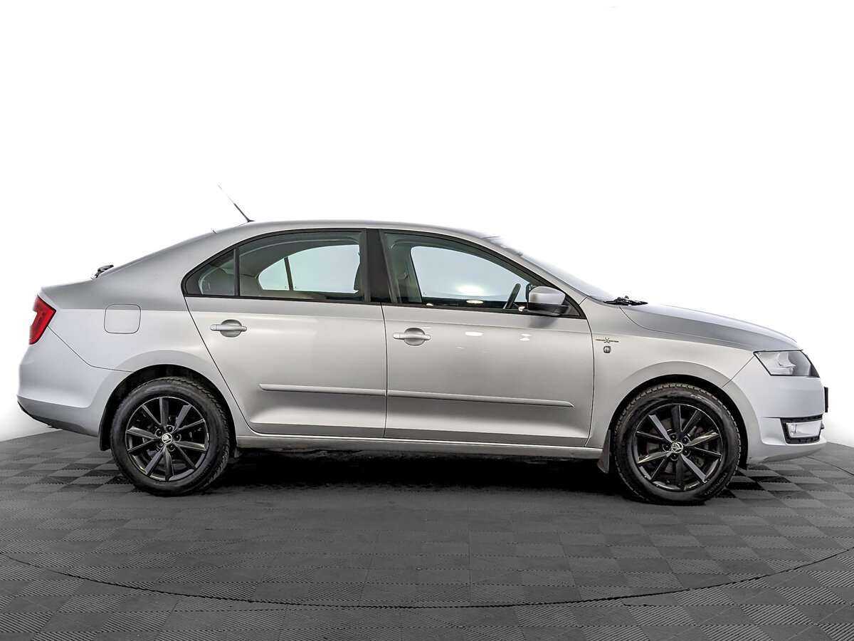 Skoda Rapid с пробегом — 2016 год. Фото: #2
