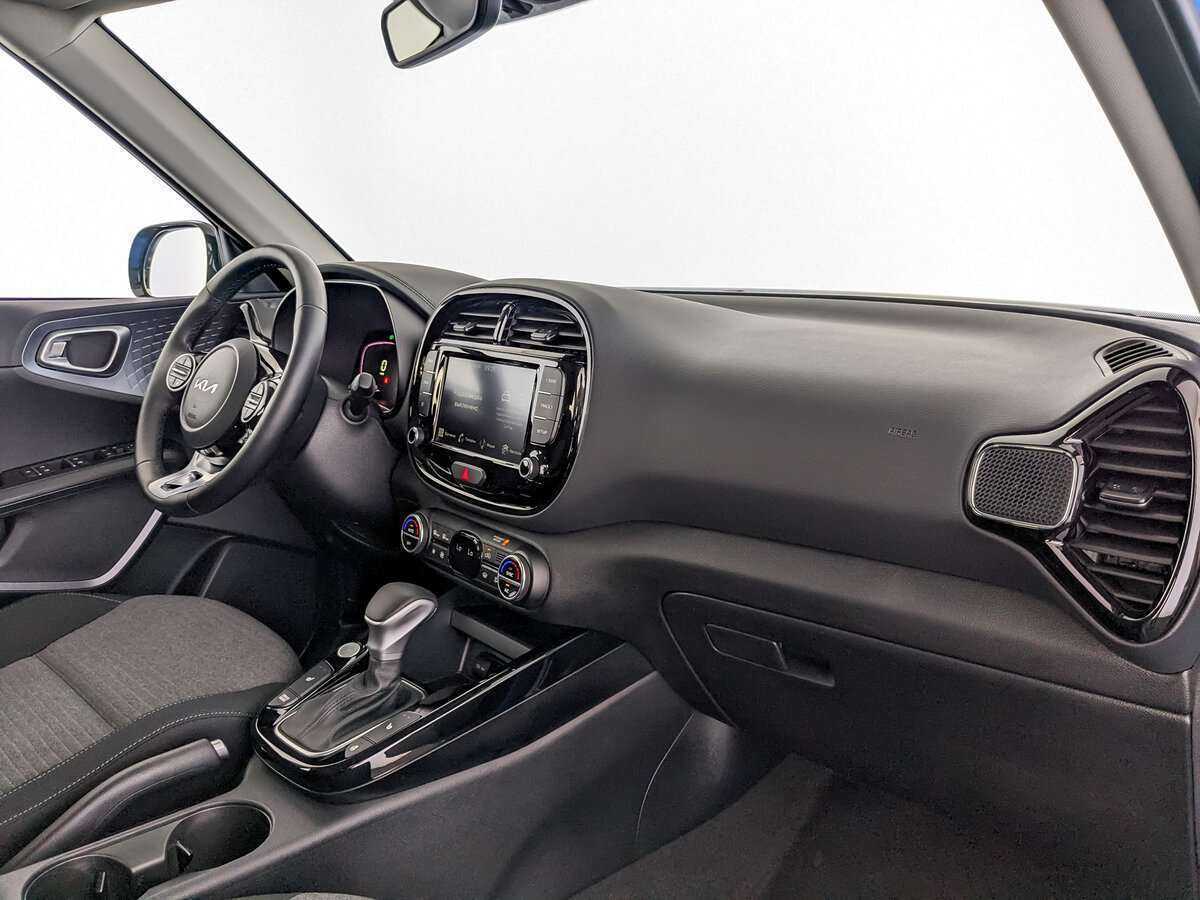Kia Soul с пробегом — 2023 год. Фото: #8