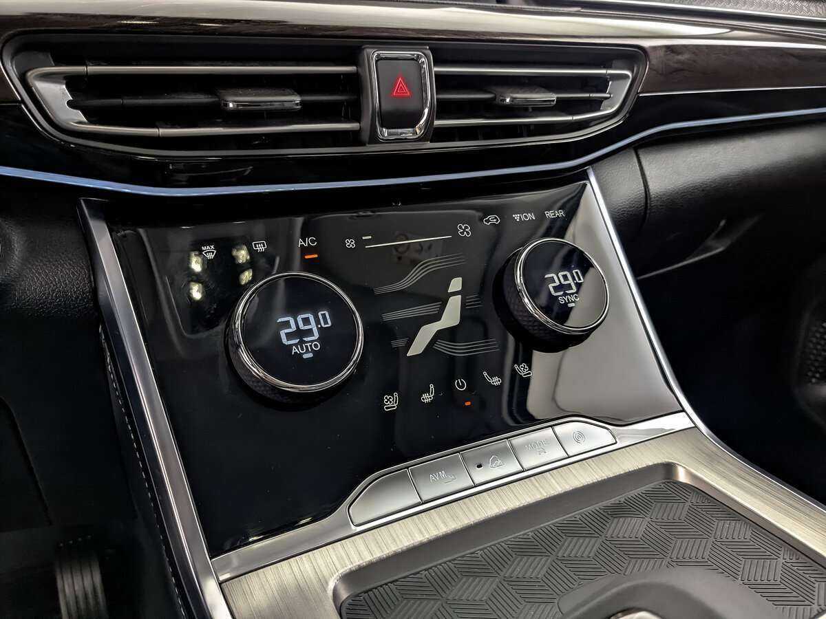 EXEED VX с пробегом — 2022 год. Фото: #20