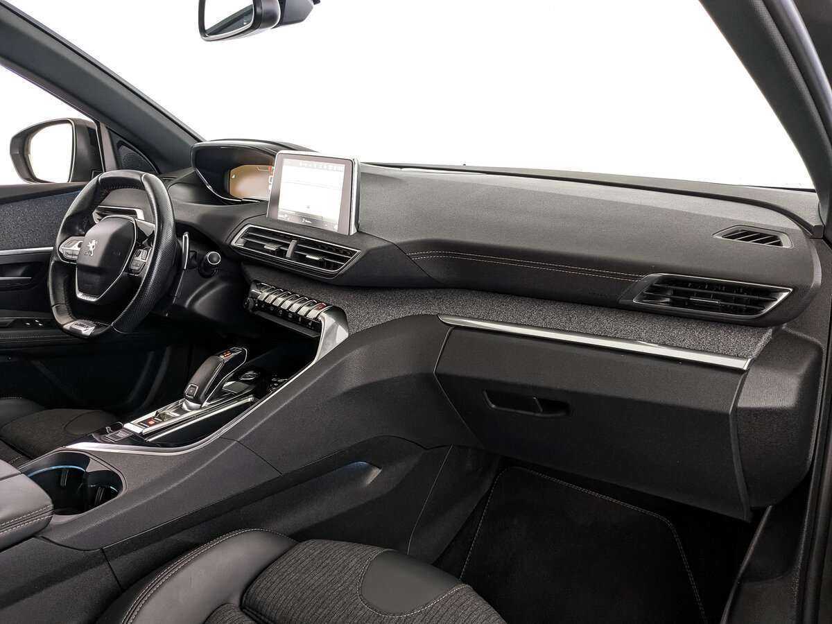 Peugeot 3008 с пробегом — 2018 год. Фото: #8