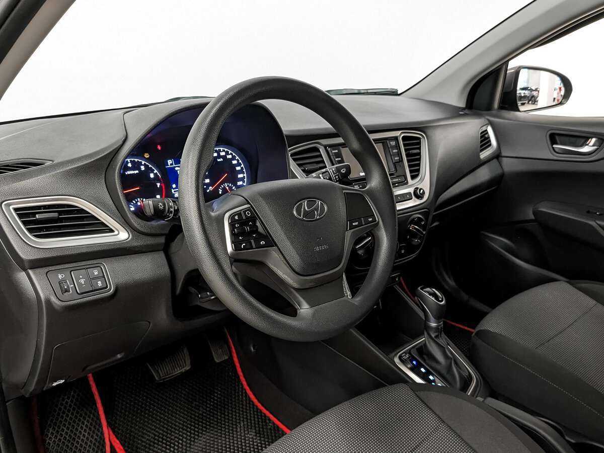 Hyundai Solaris с пробегом — 2021 год. Фото: #10