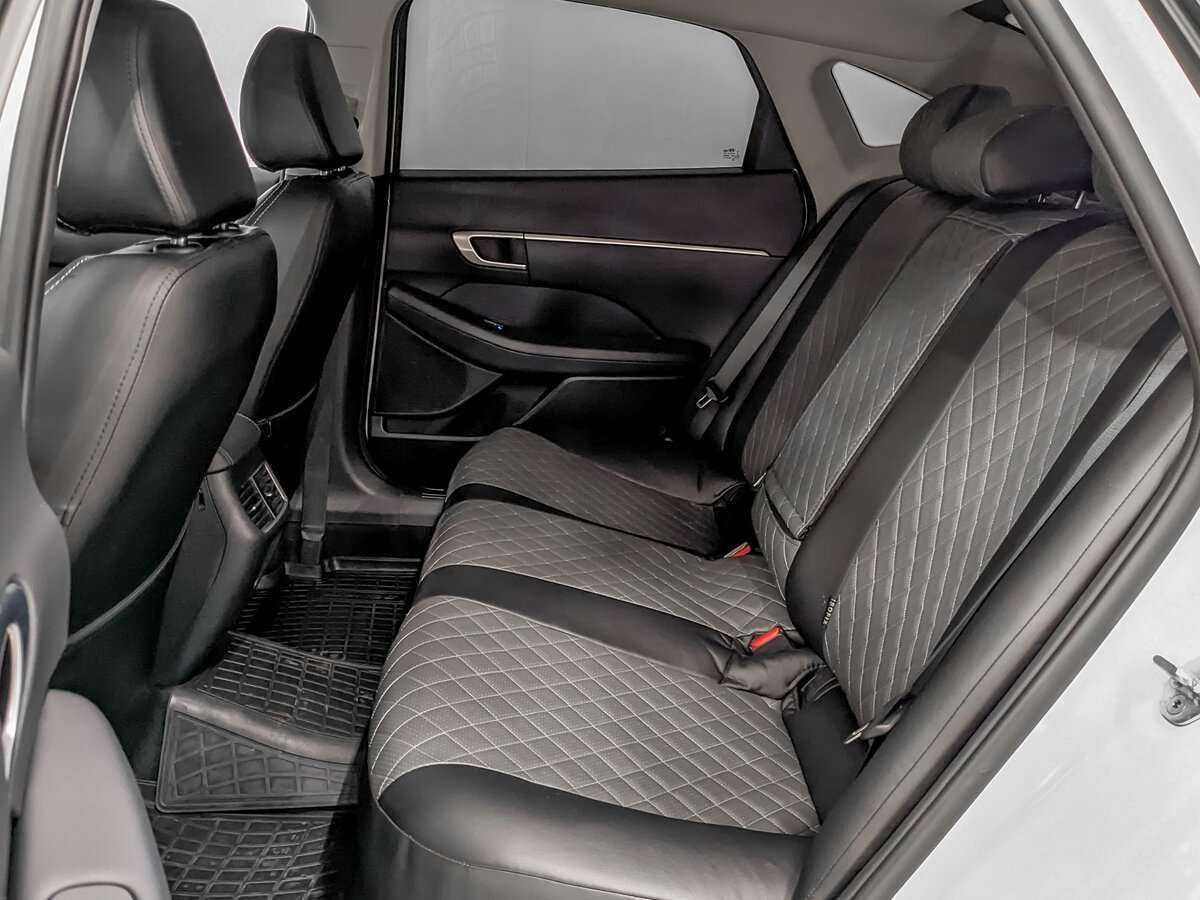 Hyundai Sonata с пробегом — 2020 год. Фото: #9