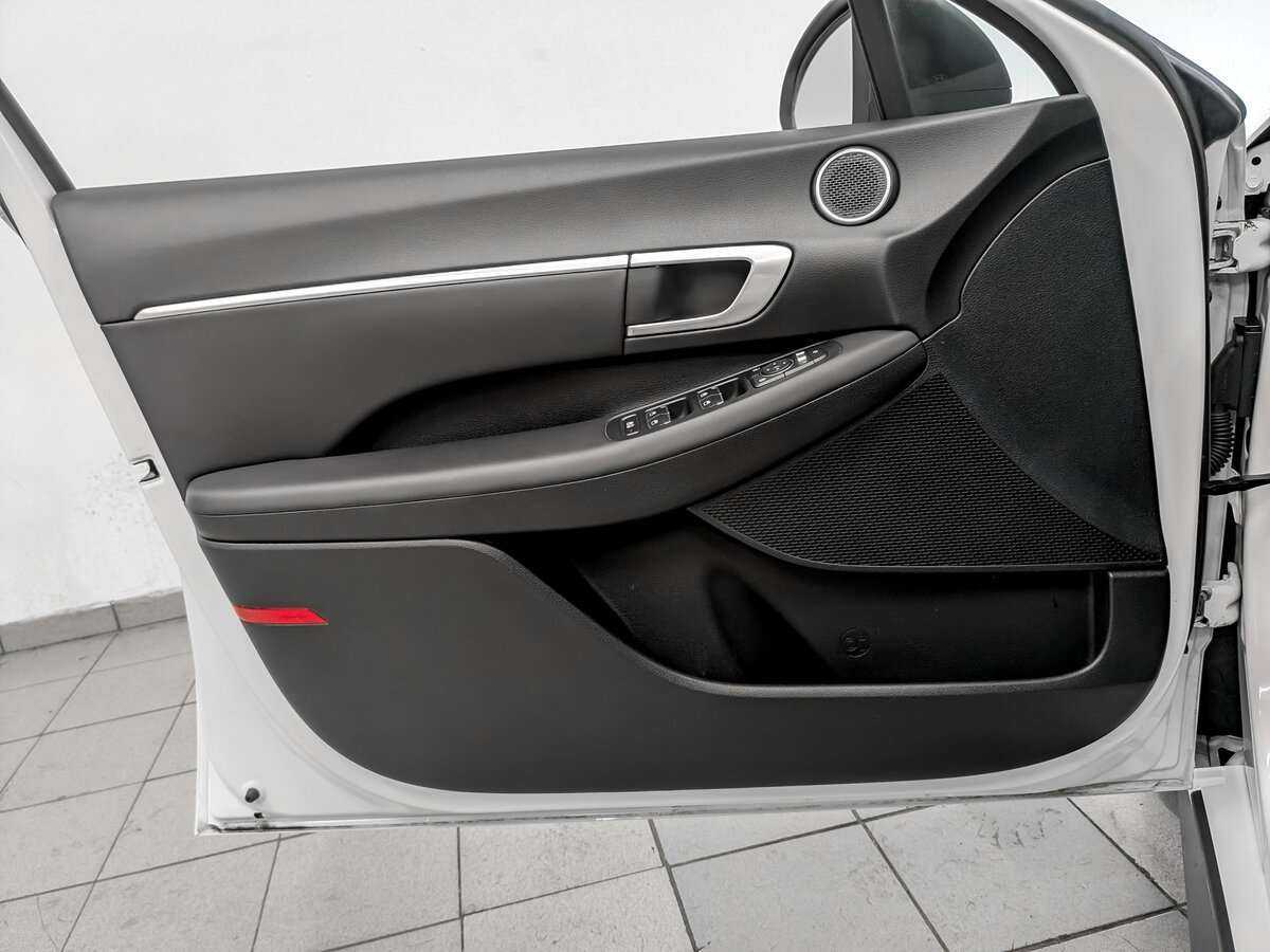 Hyundai Sonata с пробегом — 2020 год. Фото: #14