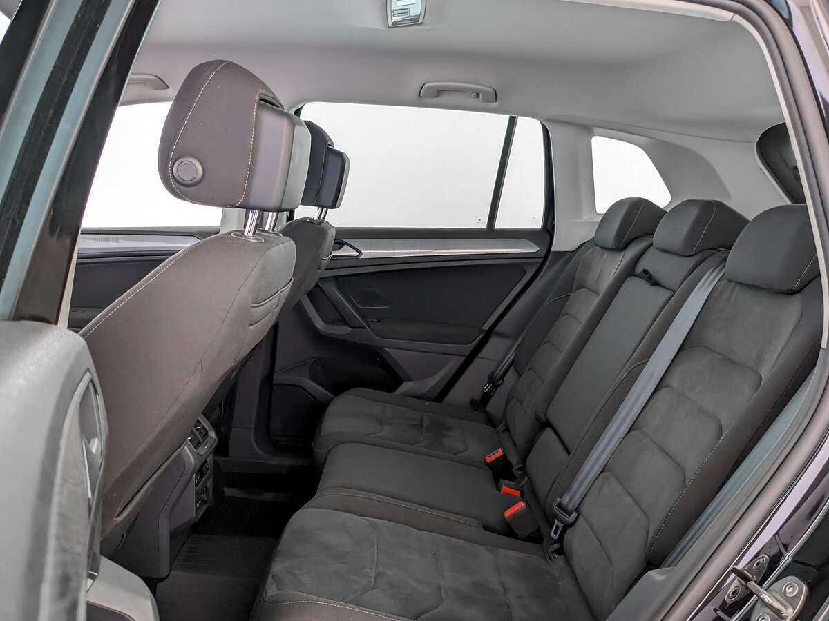 Volkswagen Tiguan с пробегом — 2021 год. Фото: #9