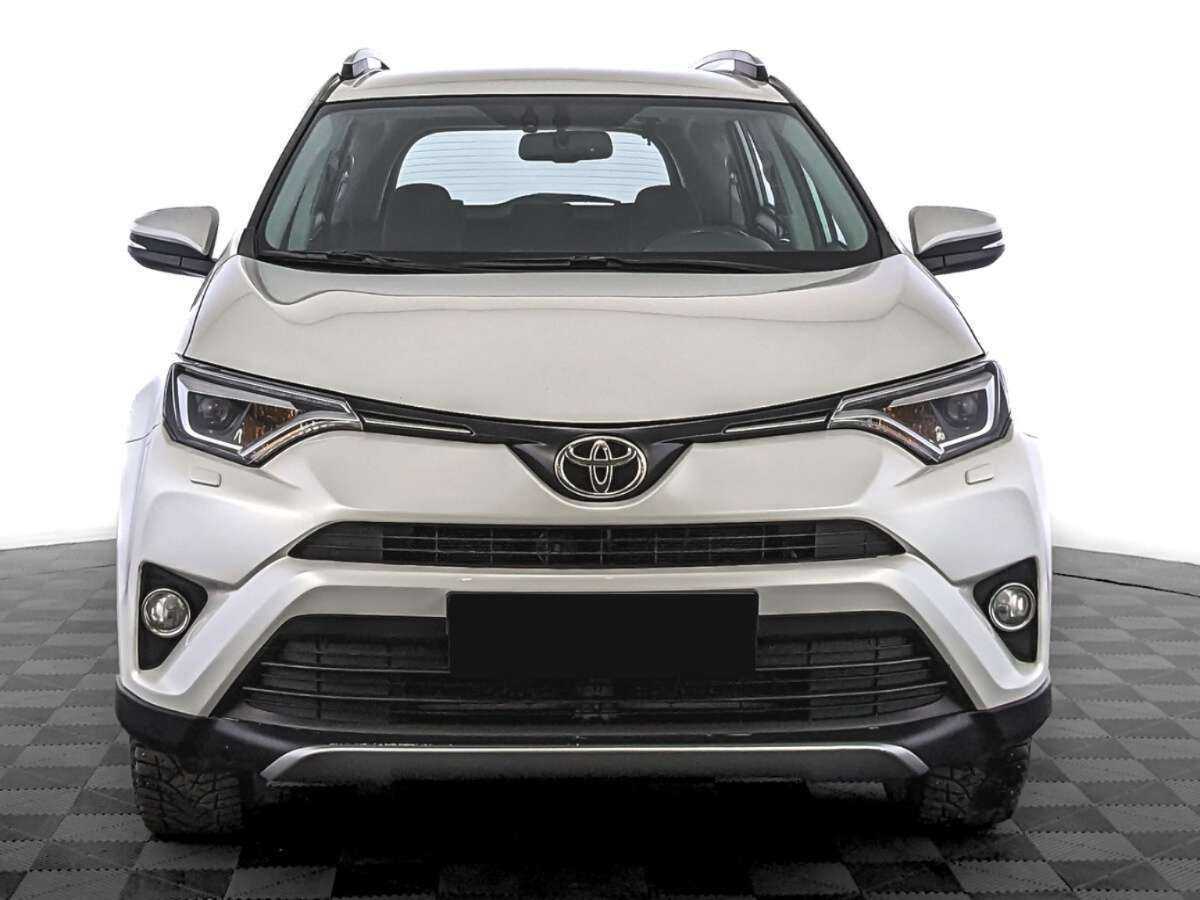 Toyota RAV4 с пробегом — 2019 год. Фото: #1