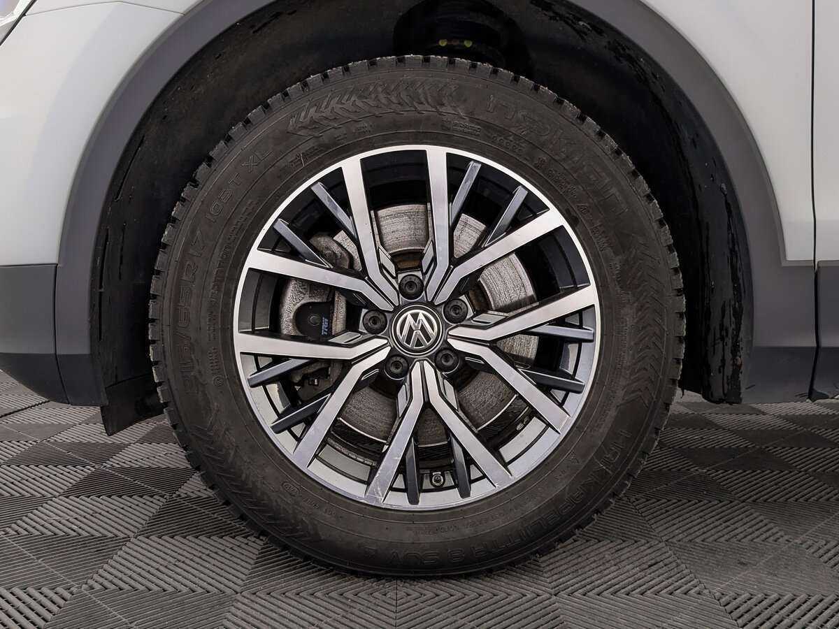 Volkswagen Tiguan с пробегом — 2020 год. Фото: #11
