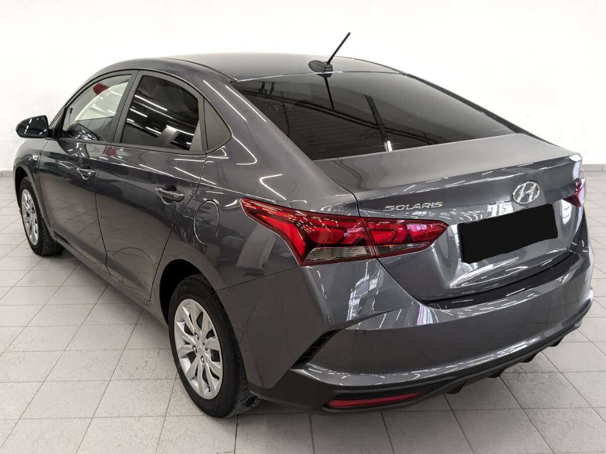 Hyundai Solaris с пробегом — 2022 год. Фото: #5