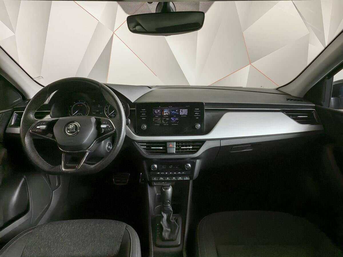 Skoda Rapid с пробегом — 2021 год. Фото: #9