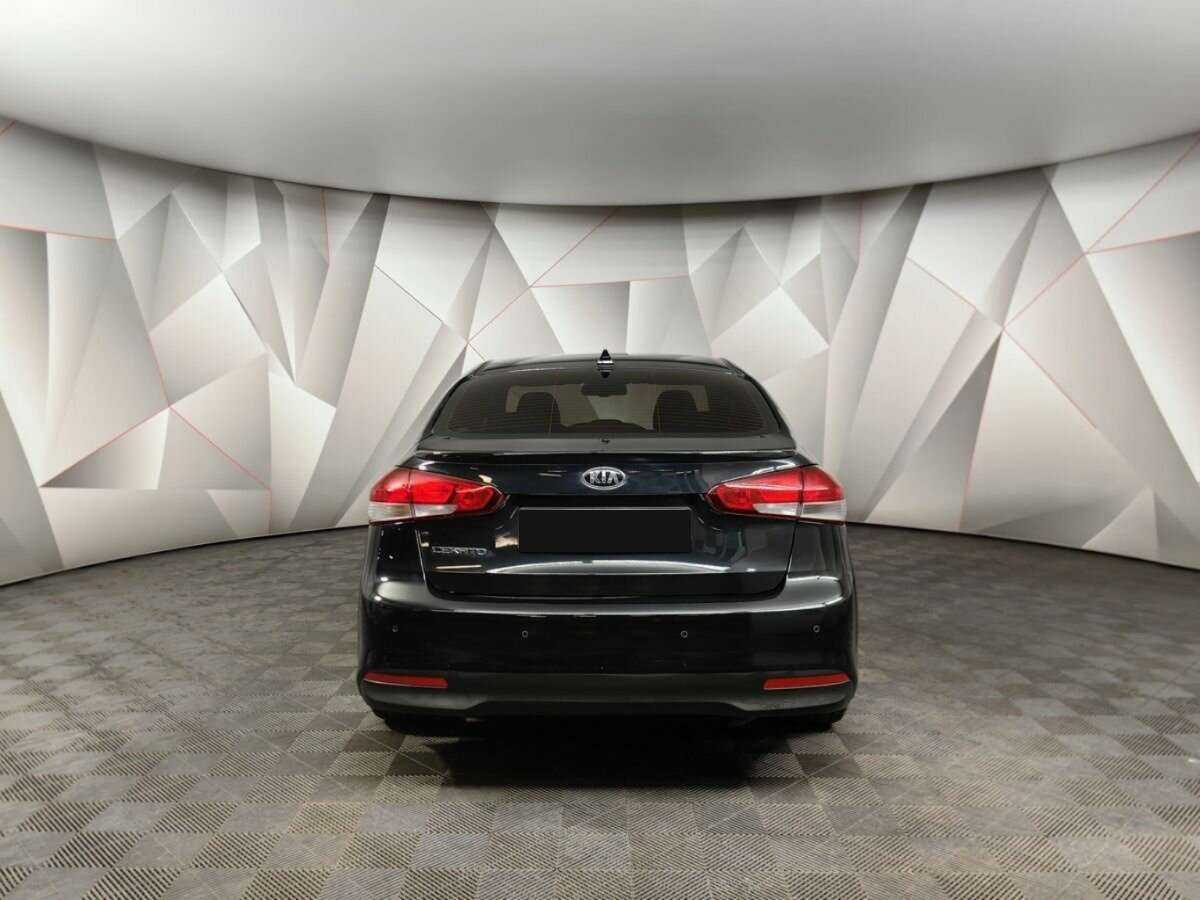 Kia Cerato с пробегом — 2018 год. Фото: #7