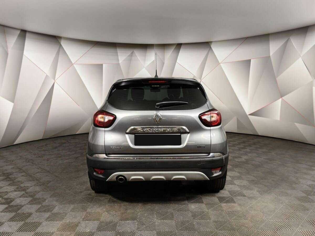 Renault Kaptur с пробегом — 2017 год. Фото: #5