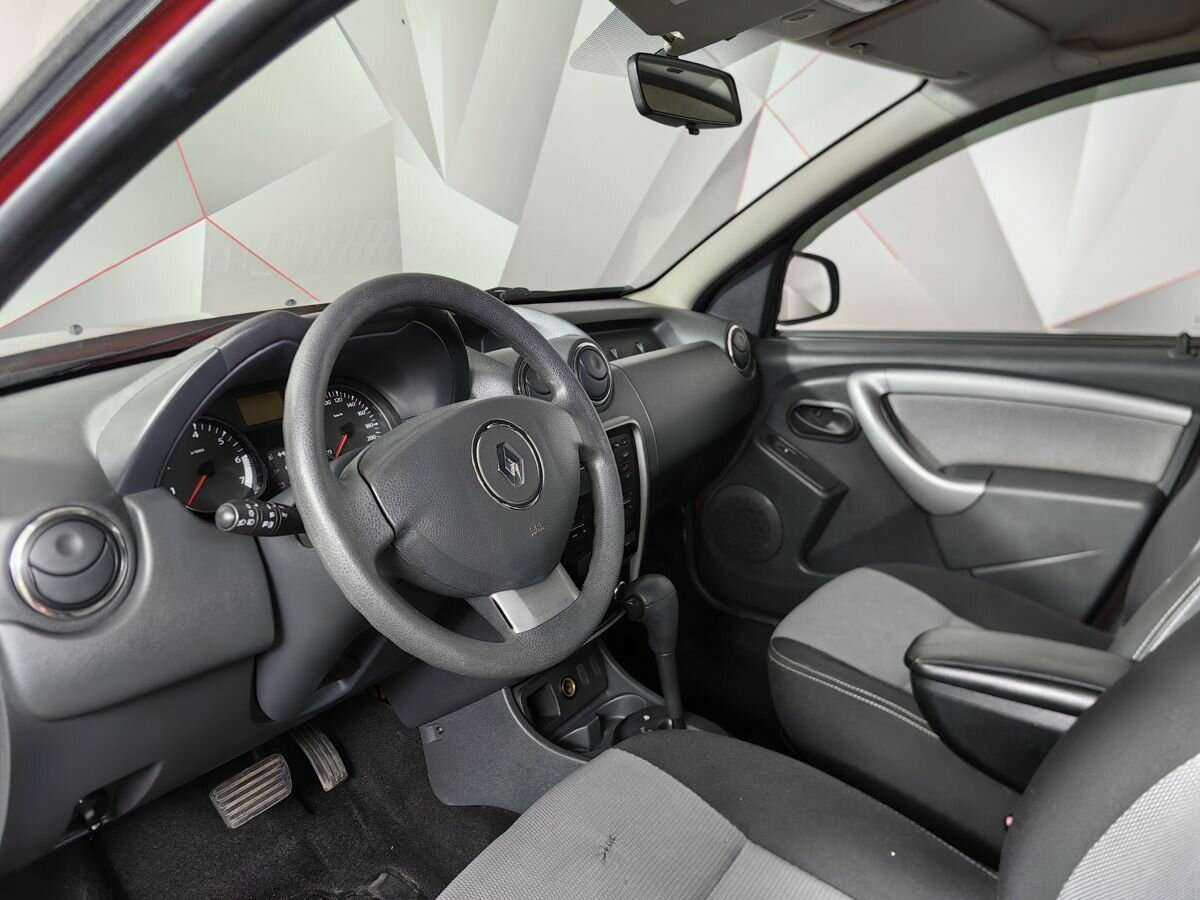 Renault Duster с пробегом — 2013 год. Фото: #10