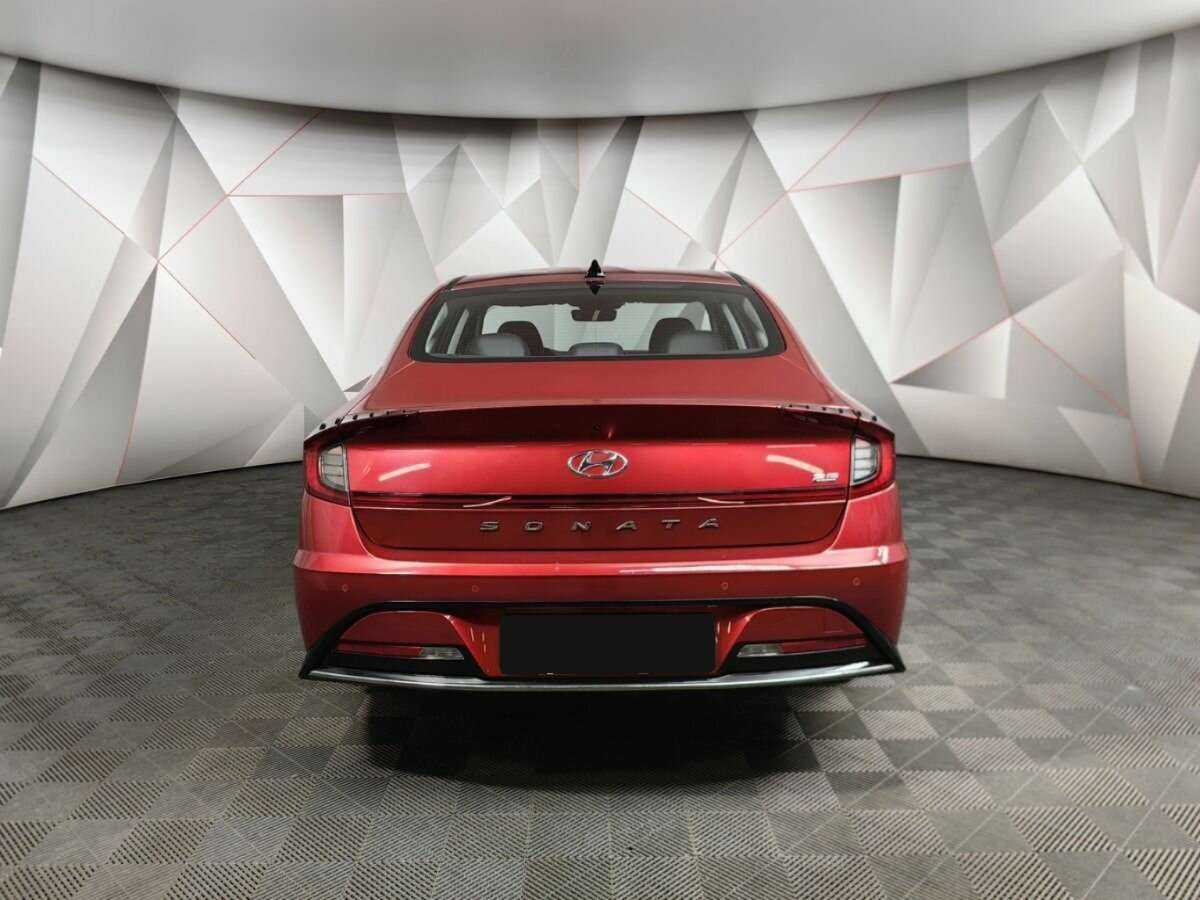 Hyundai Sonata с пробегом — 2022 год. Фото: #4