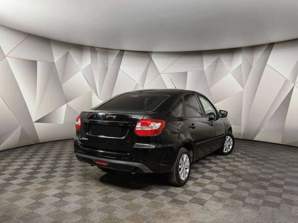 Lada (ВАЗ) Granta с пробегом — 2022 год. Фото: #1