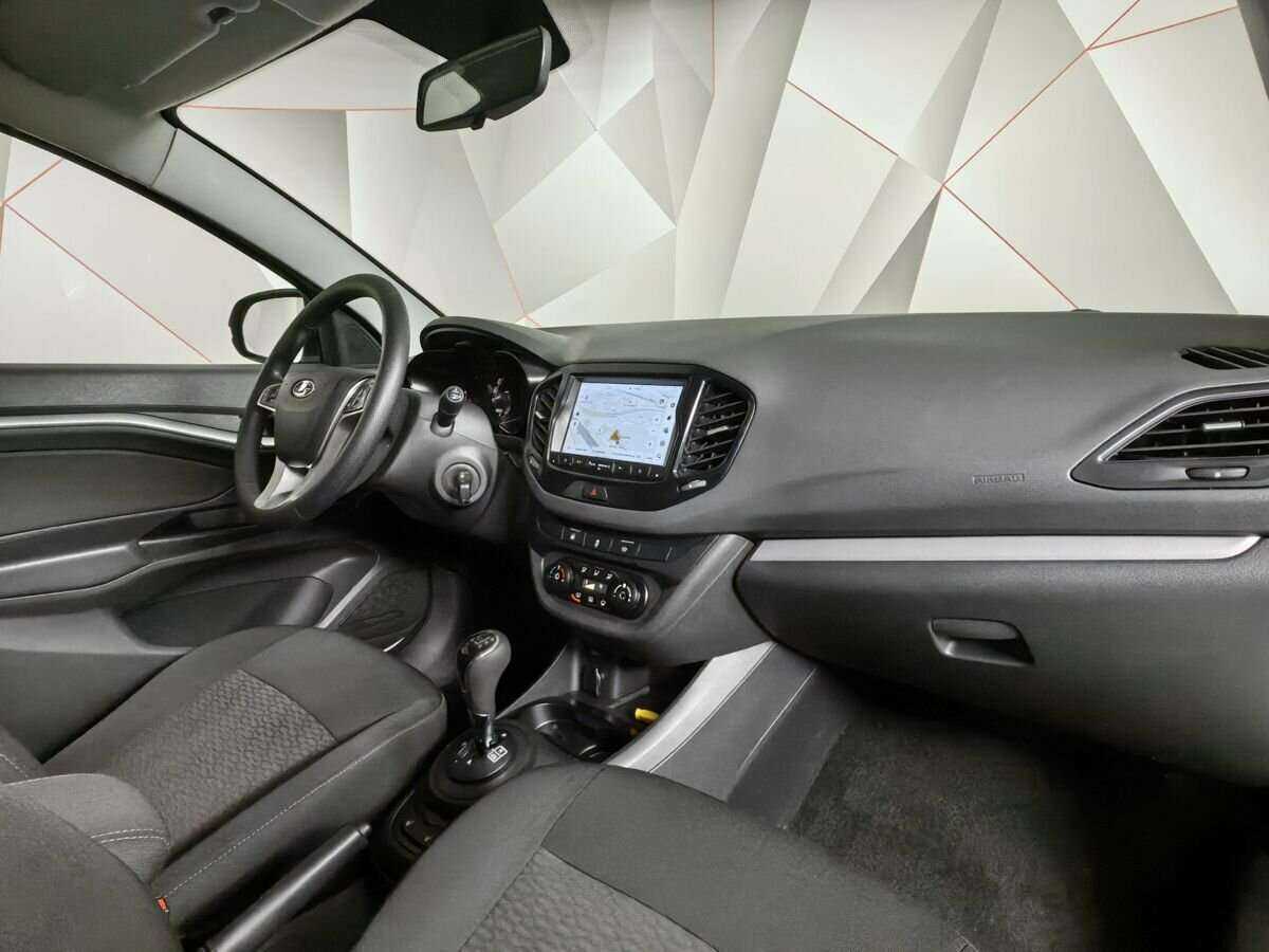 Lada (ВАЗ) Vesta с пробегом — 2018 год. Фото: #7