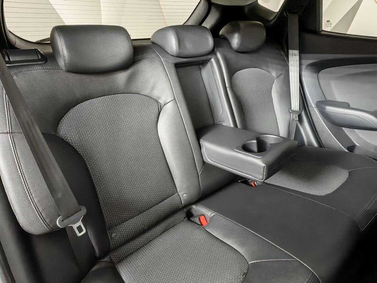 Hyundai ix35 с пробегом — 2013 год. Фото: #12