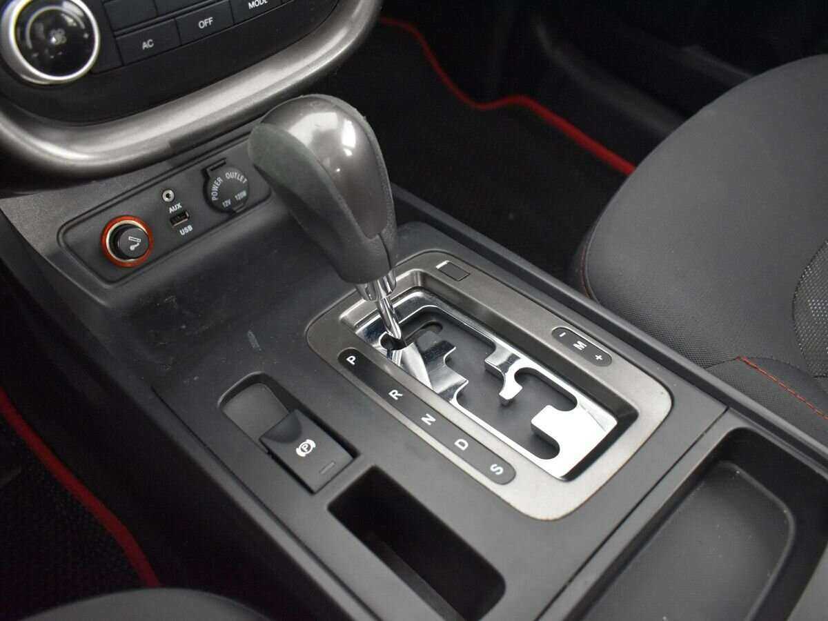 FAW Besturn X80 с пробегом — 2017 год. Фото: #14