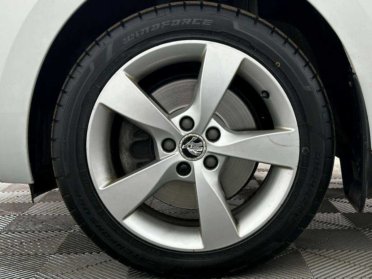 Skoda Rapid с пробегом — 2016 год. Фото: #7