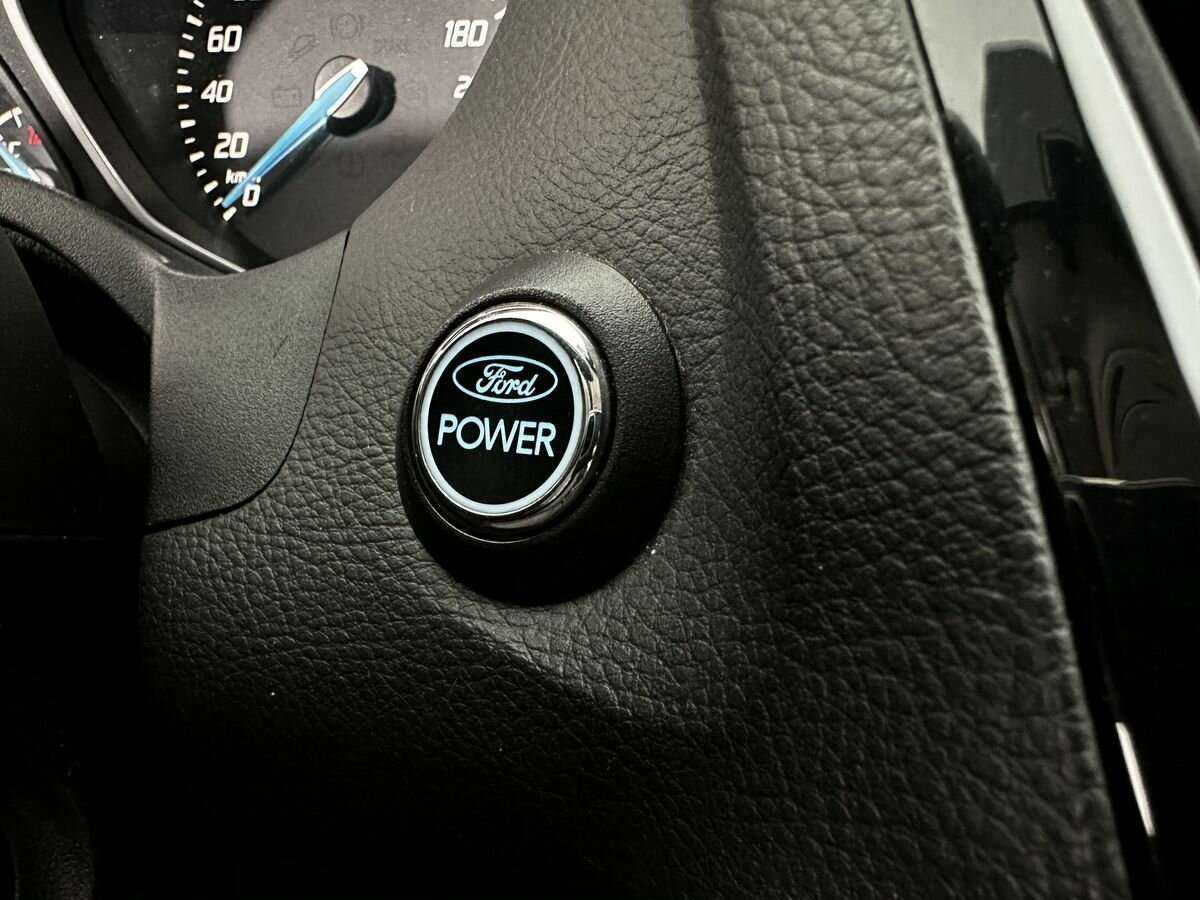 Ford Focus с пробегом — 2012 год. Фото: #11