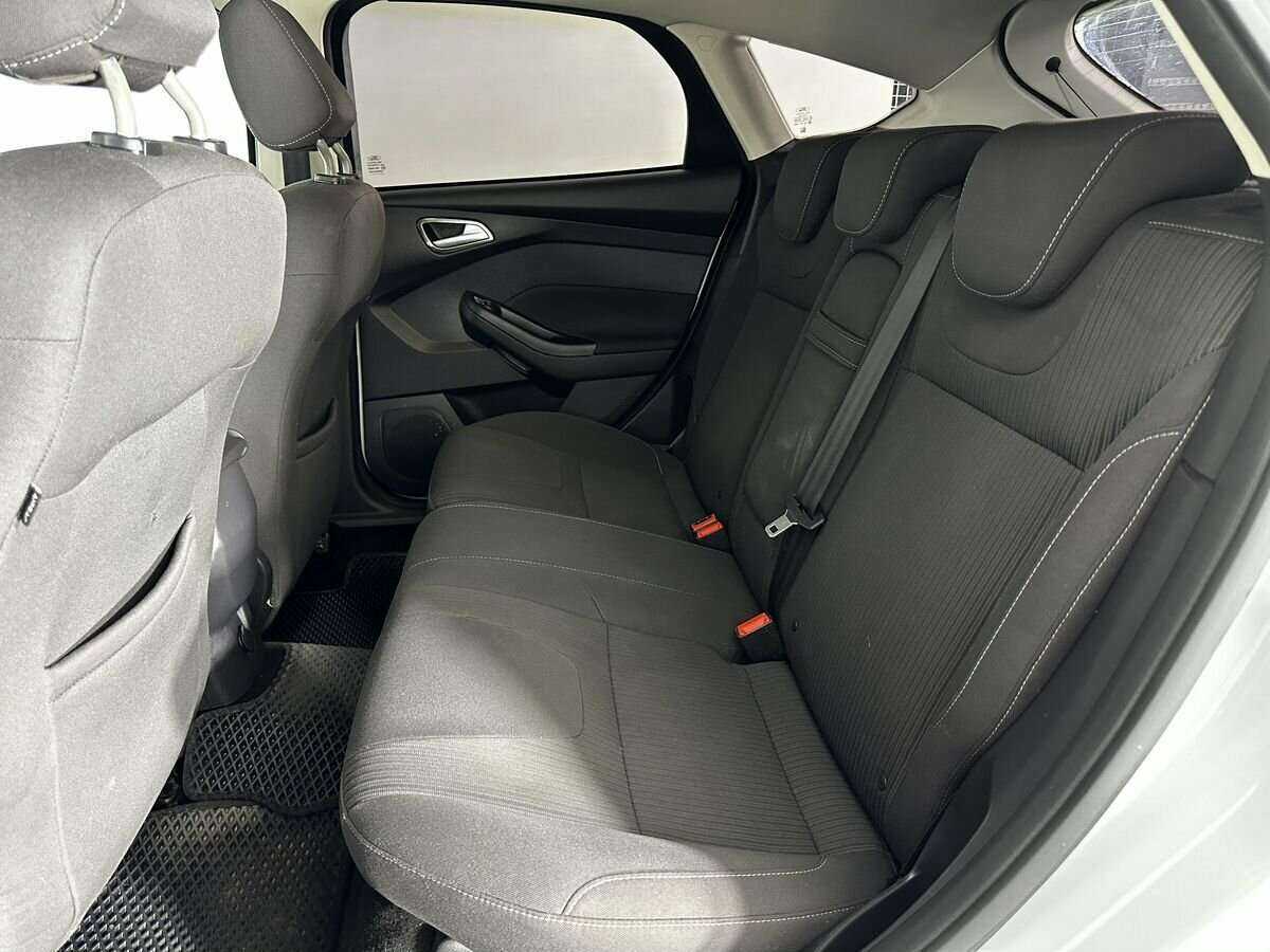 Ford Focus с пробегом — 2012 год. Фото: #15