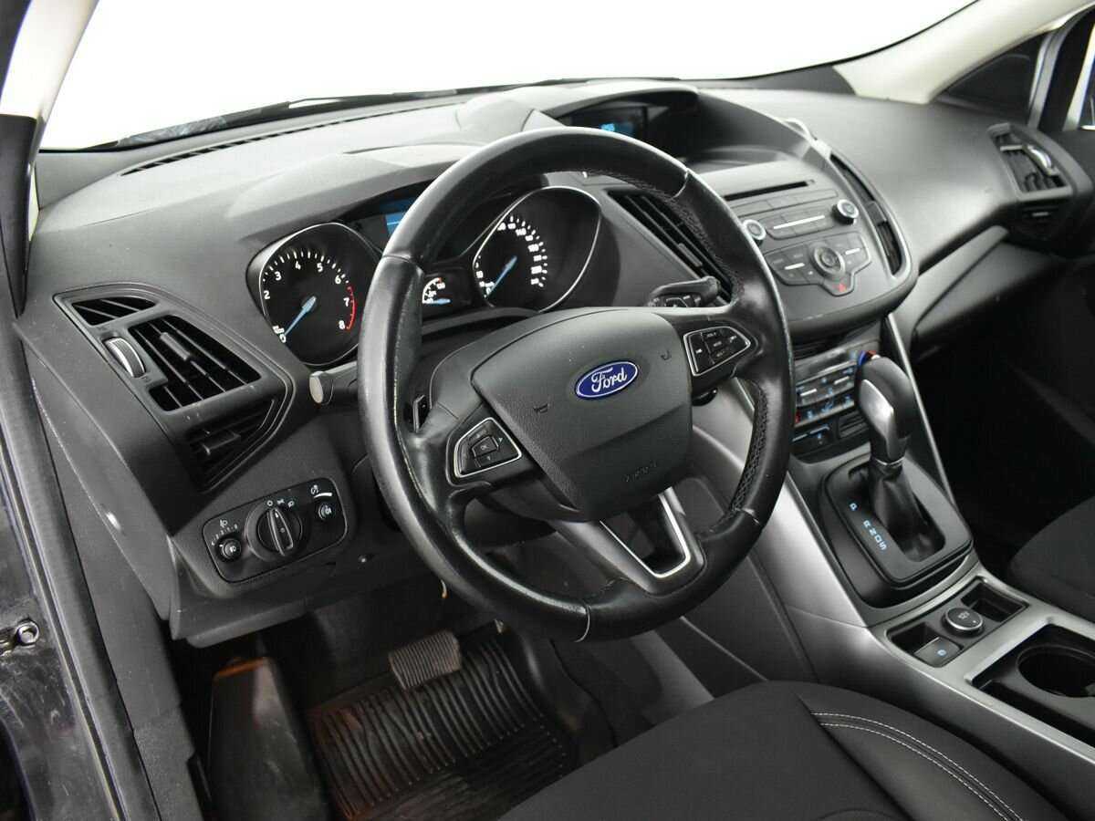 Ford Kuga с пробегом — 2017 год. Фото: #7