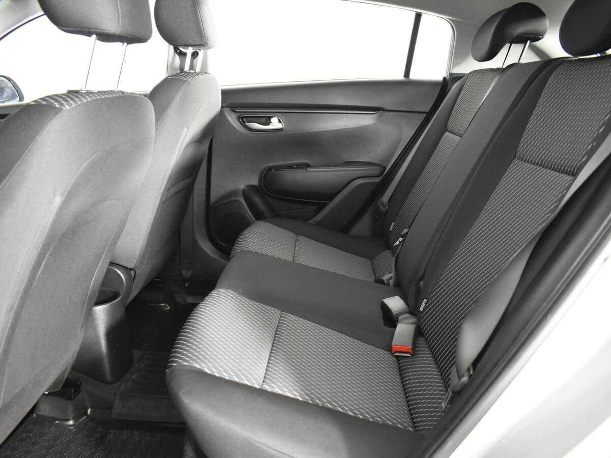 Kia Rio с пробегом — 2019 год. Фото: #12