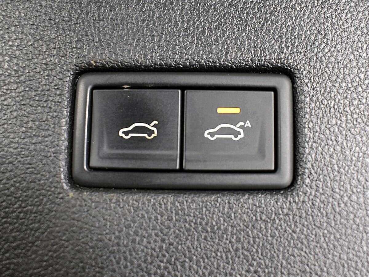 Volkswagen Tiguan с пробегом — 2020 год. Фото: #14