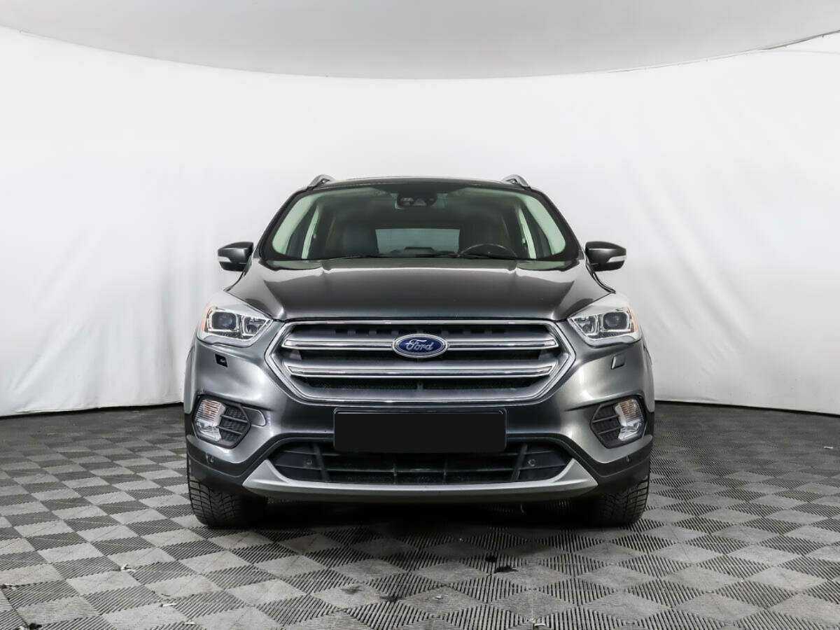 Ford Kuga с пробегом — 2016 год. Фото: #1