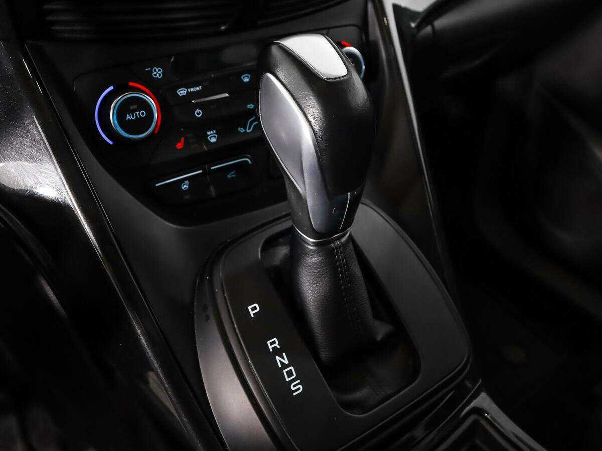 Ford Kuga с пробегом — 2016 год. Фото: #8