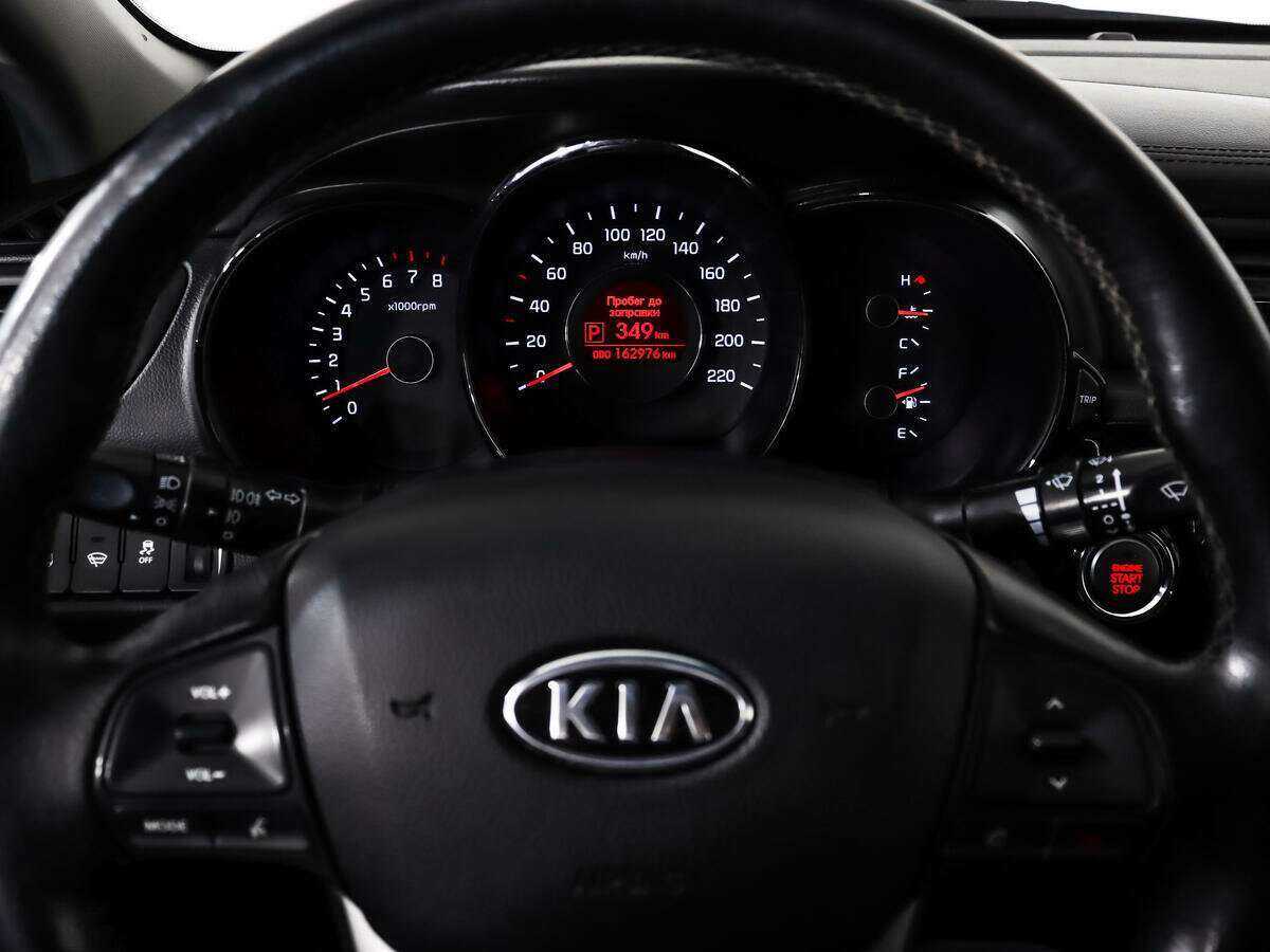 Kia Rio с пробегом — 2012 год. Фото: #15